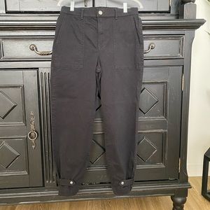 EXPRESS Black Straight Cargo High Rise with Elastic Adjustable Snap Ankle 4R